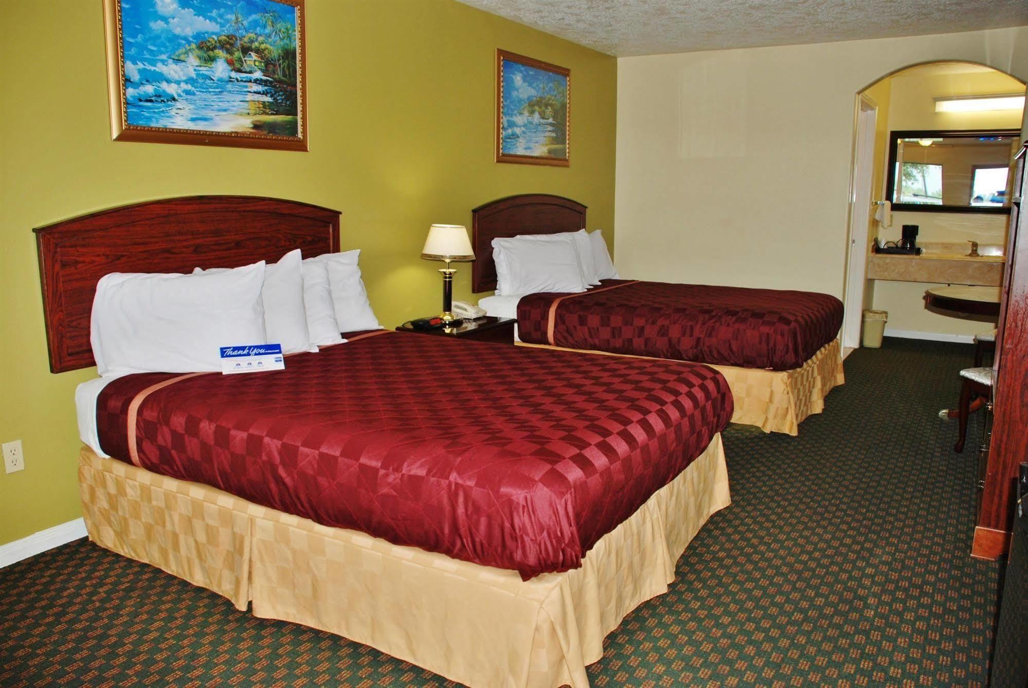 Americas Best Value Inn&Suites Hempstead Exterior foto